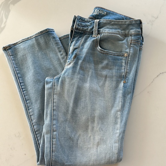 American Eagle Jeans - Picture 2 of 4